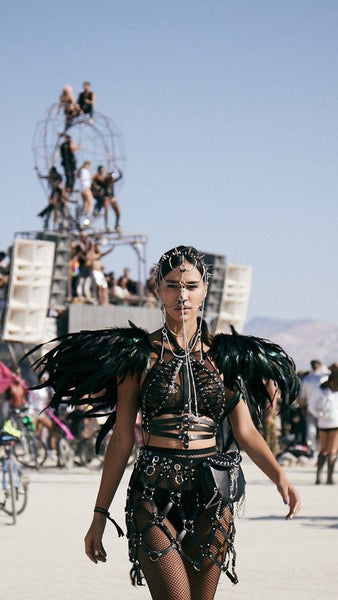 burning man all black outfit with festival bag