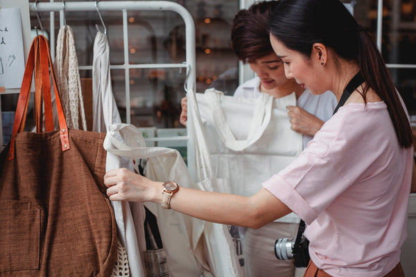 Women-Tote-Bags