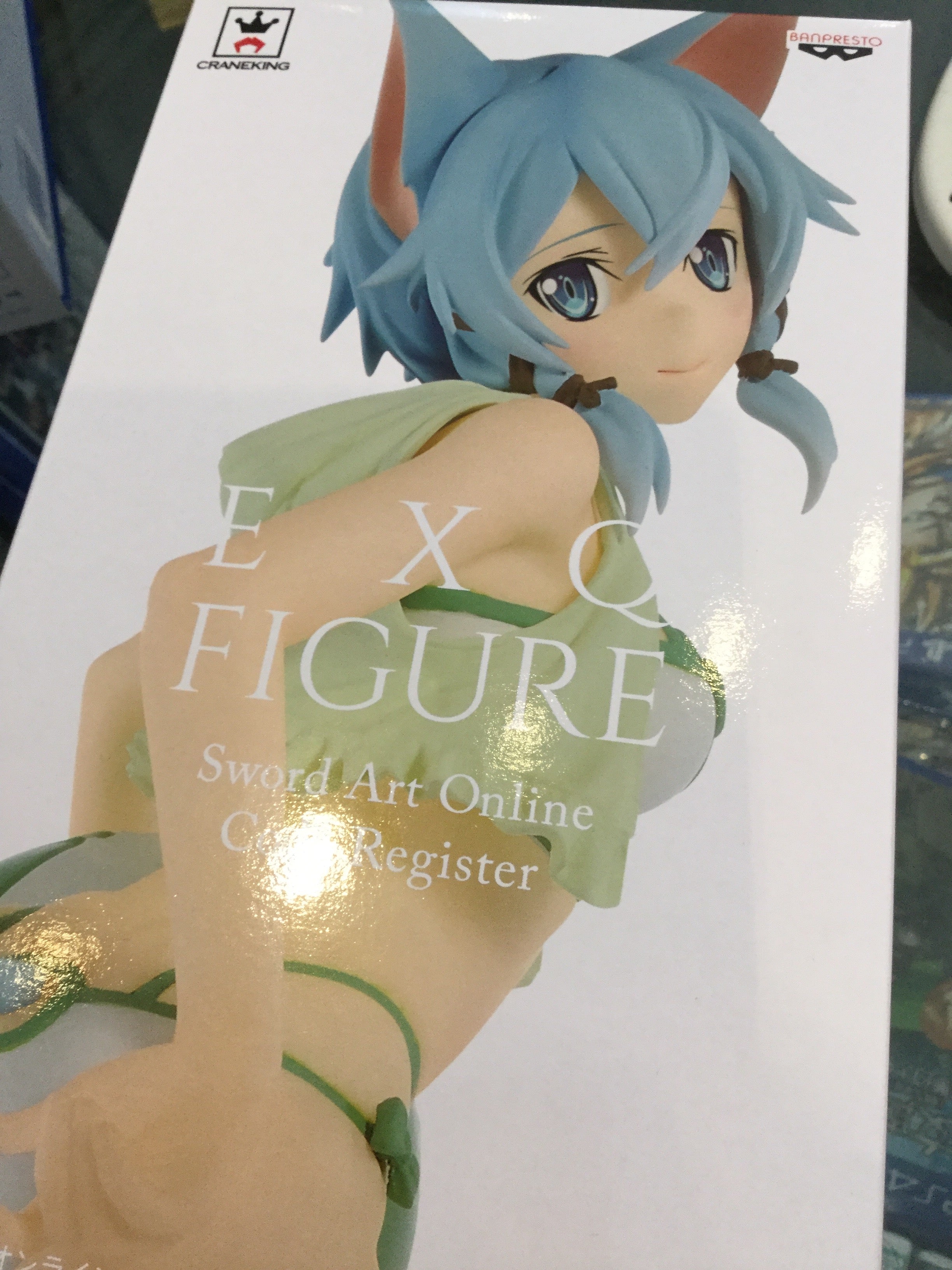 sinon swimsuit figure