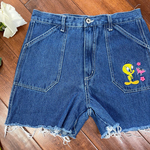 VINTAGE TWEETY BIRD HIGH-WAISTED JEAN SHORTS - PopsikleShop