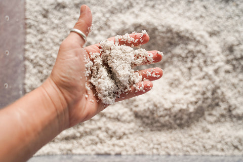 Moist perlite for a mushroom growing chamber