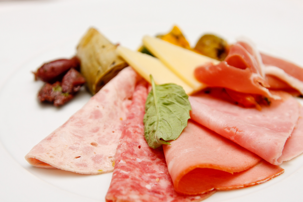 Charcuterie et fromage d'Italie