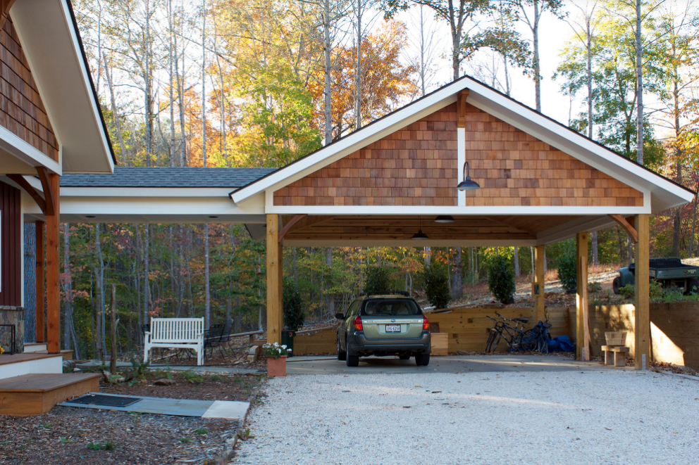 detached garage with covered walkway