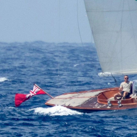 bond red ensign close up