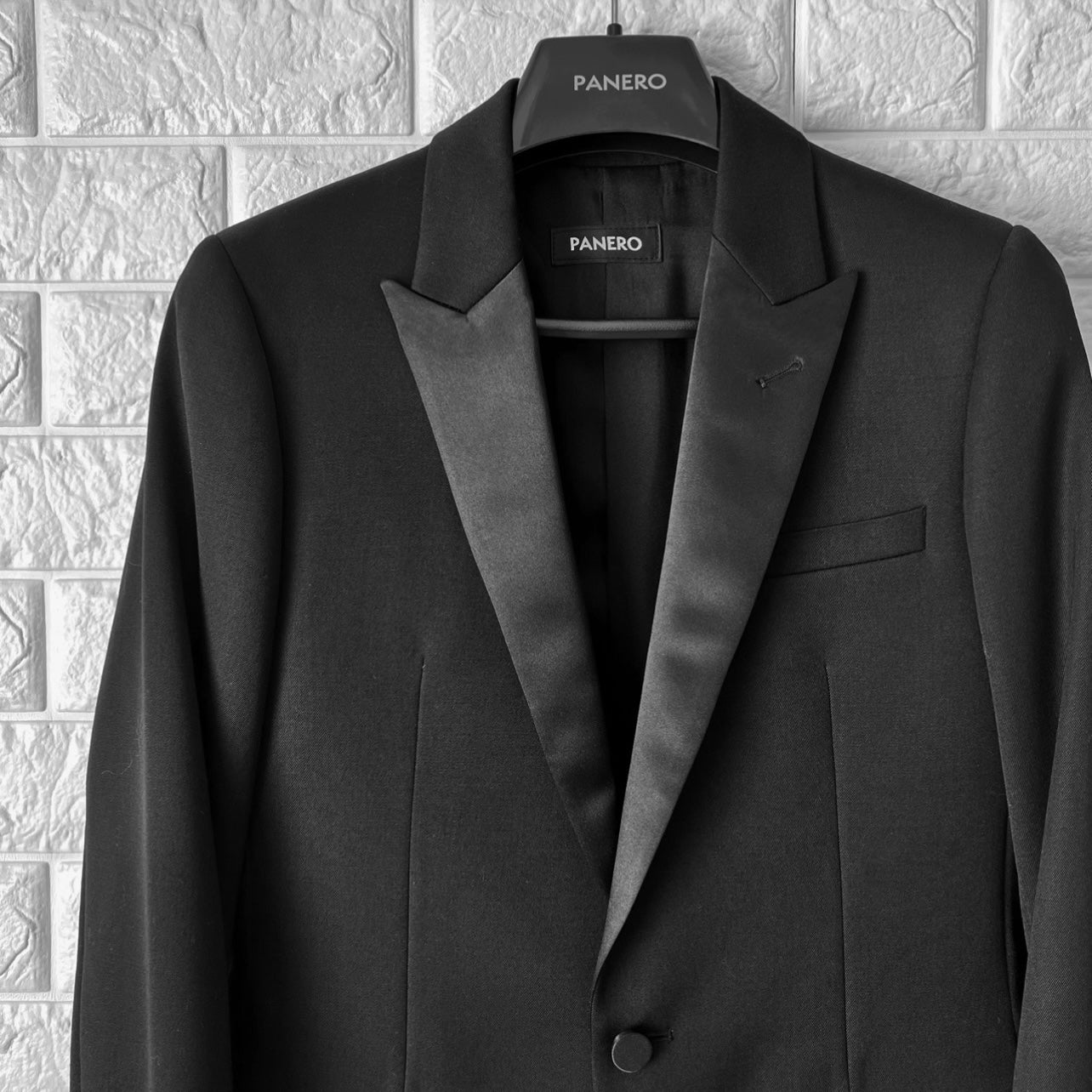 PANERO ''Smoking jacket'' | www.ofa.sg