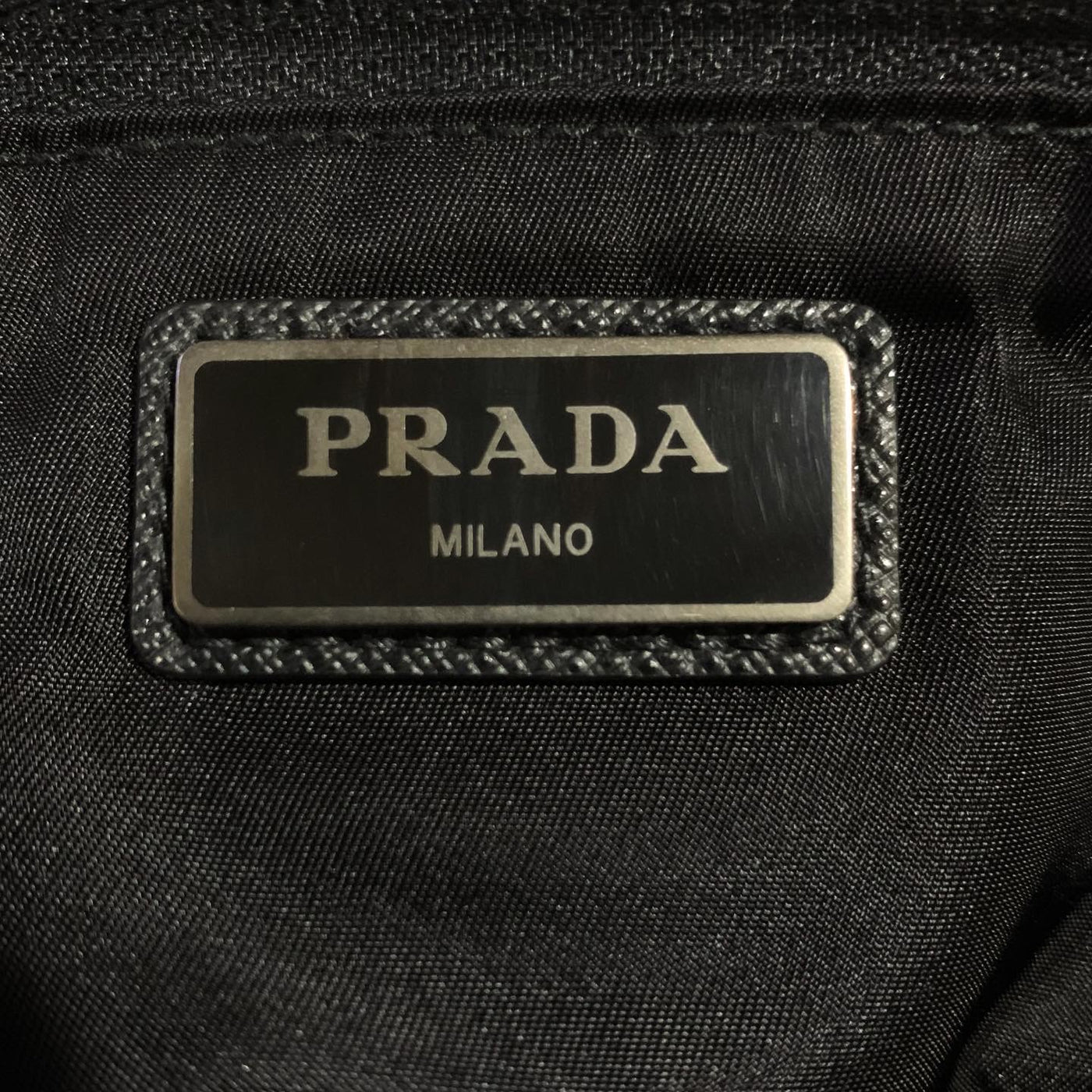 プラダ/PRADA 18AWサフィアーノレザーロゴナイロンキルティングボディ