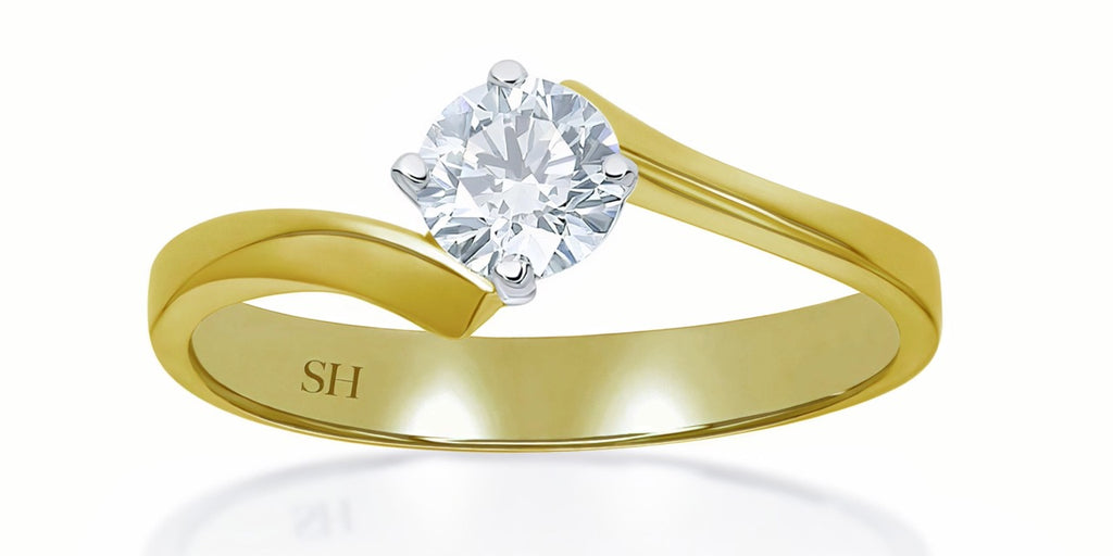 18k yellow gold engagement ring