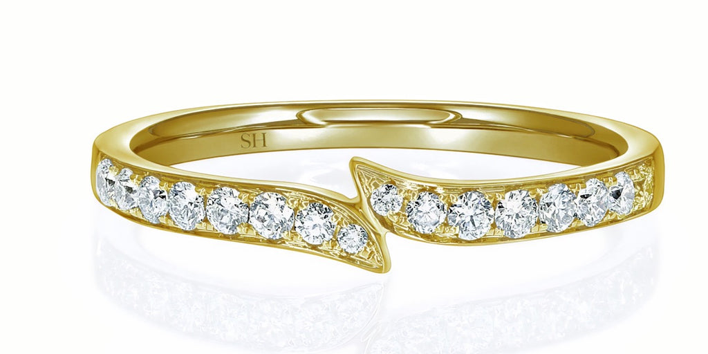 18k Yellow gold wedding band