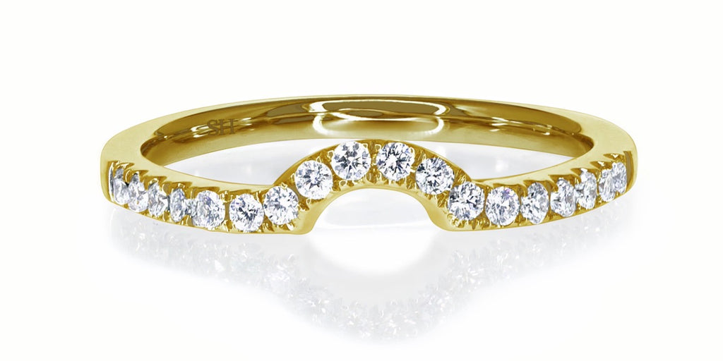 18k Yellow gold wedding band