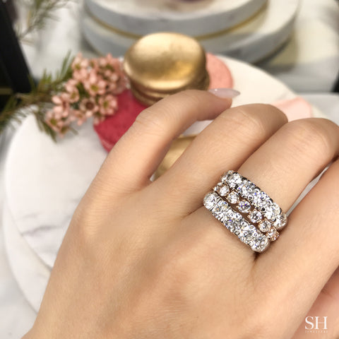 Here's How an Expert Is Stacking Wedding Rings | Who What Wear