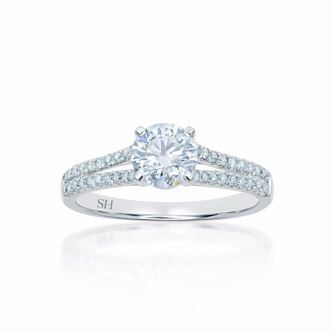 Classic 4-Claw engagement ring with split pavé set diamond band (WG)