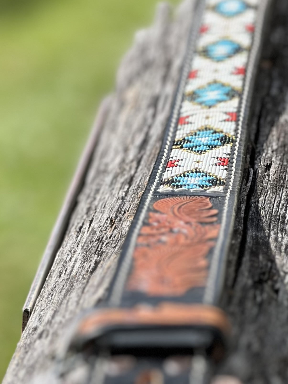 Picture of Handcarved beaded Belt -B/W/R  38"