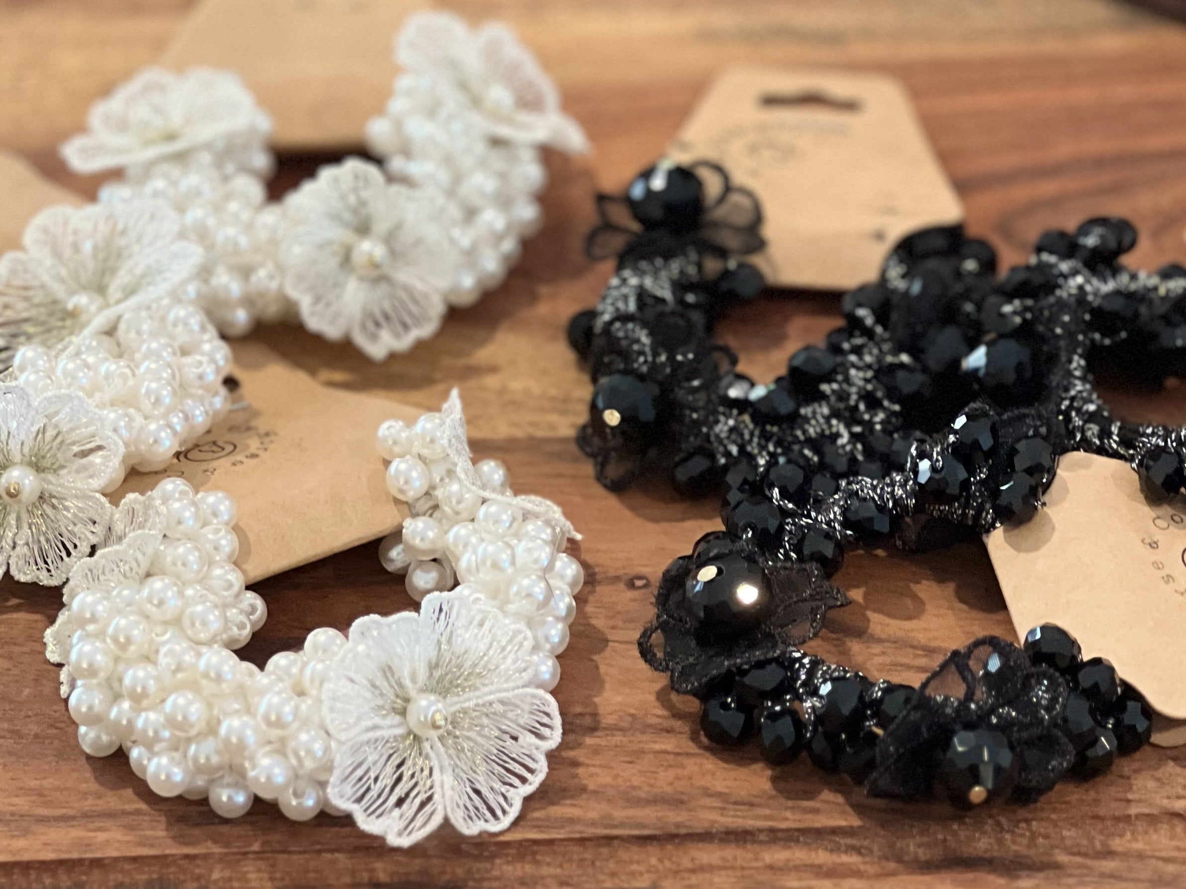Picture of Beaded Flower Scrunchie