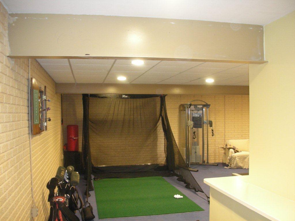 Carl Derian Pro Series Golf Net in Basement