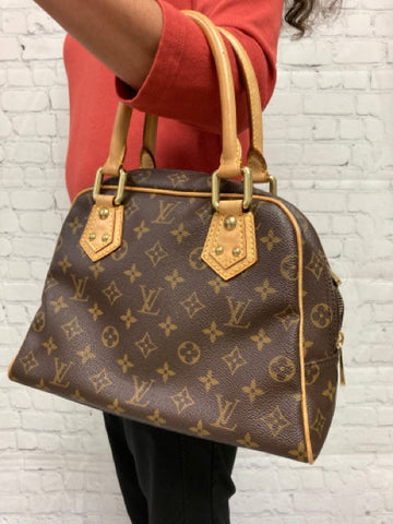 Louis Vuitton consignment designer handbag 