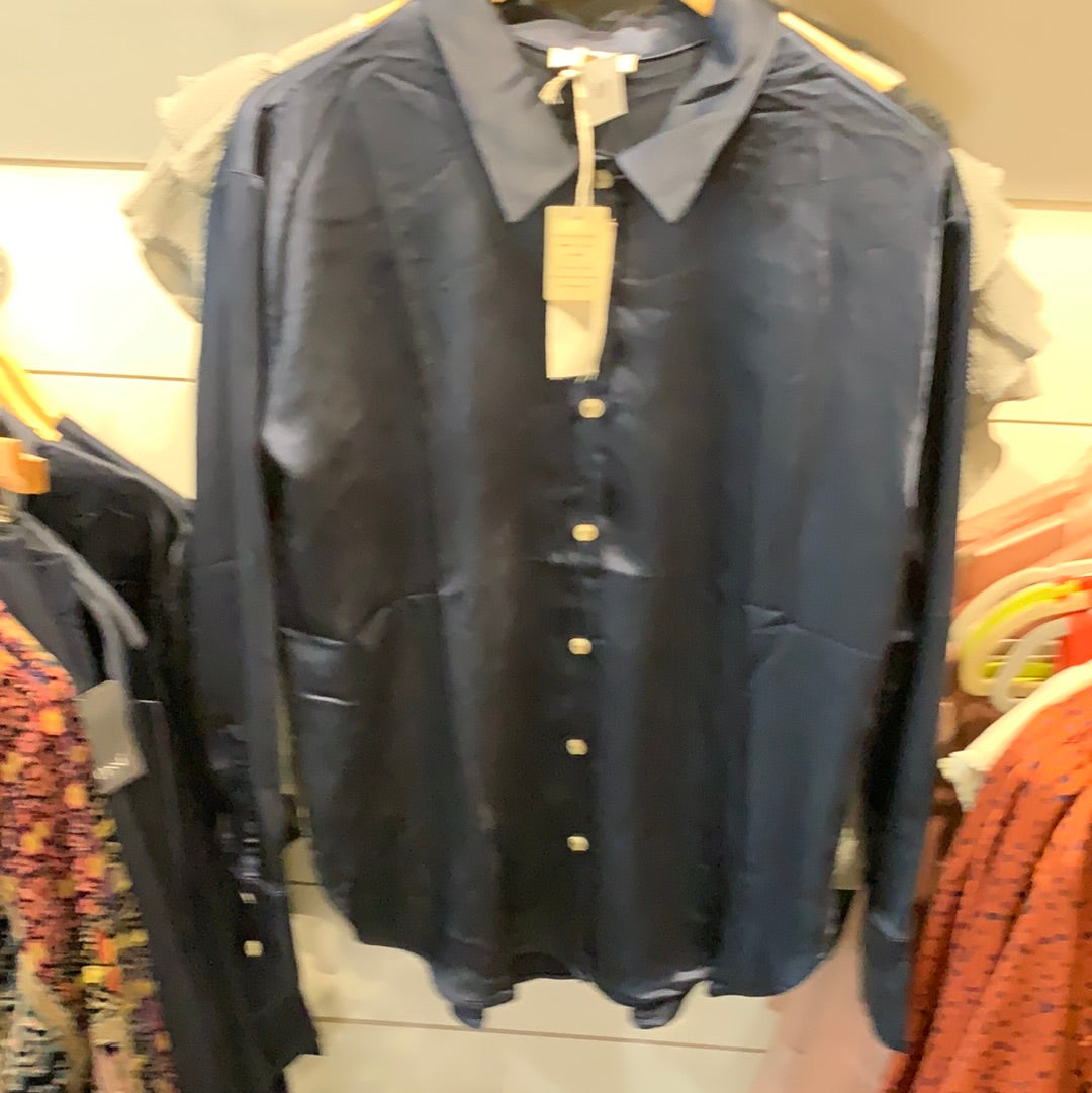1931C NAVY BUTTON DOWN BLOUSE