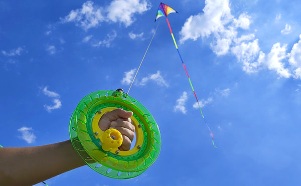 Simxkai 8in Kite Reel Winder 1000ft Line Easy to Grip for Kids