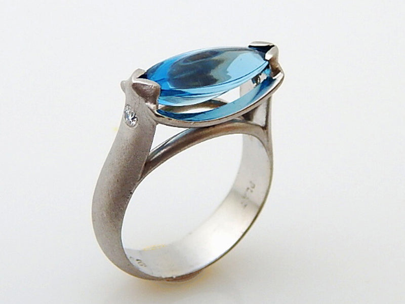 Aquamarine and Platinum Ring