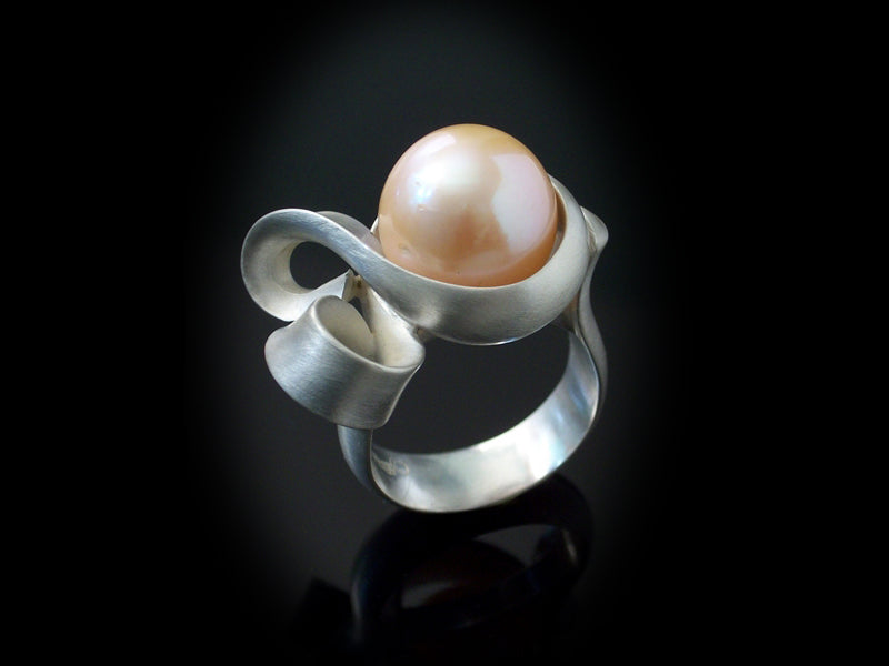 Peach Pearl Ring