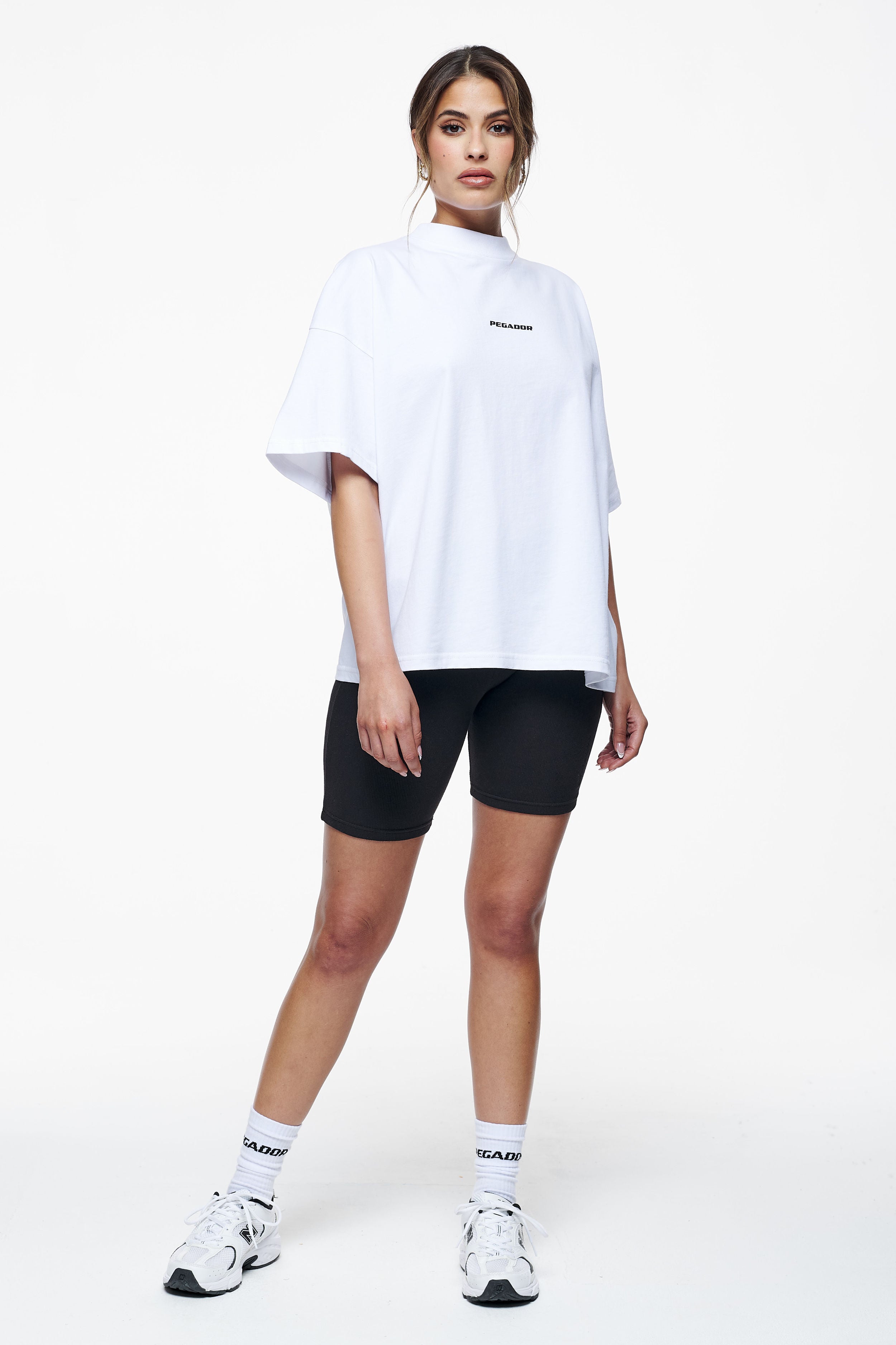 Culla Logo Heavy Oversized Tee White – PEGADOR® Streetwear
