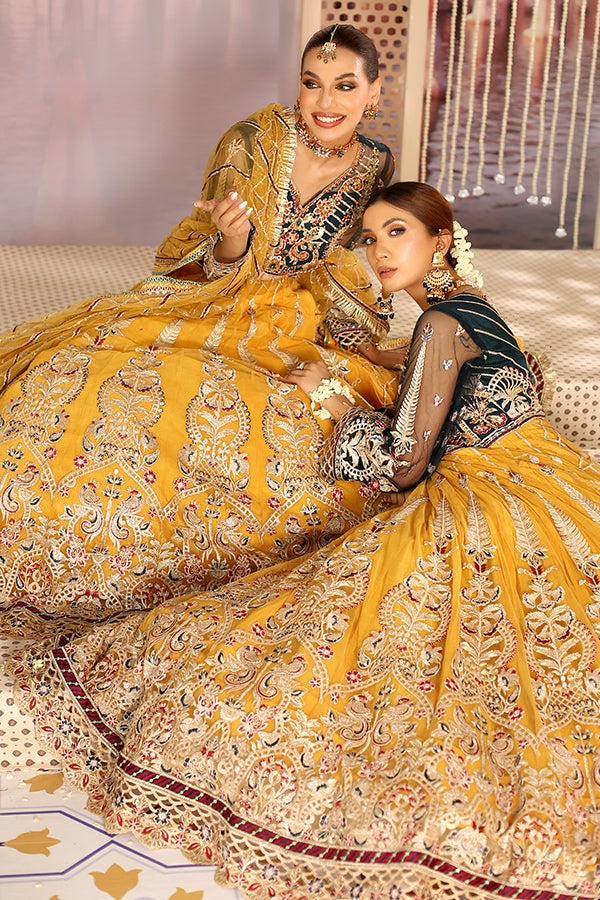 Saleha Kanwal Malik pakistani designer dresses