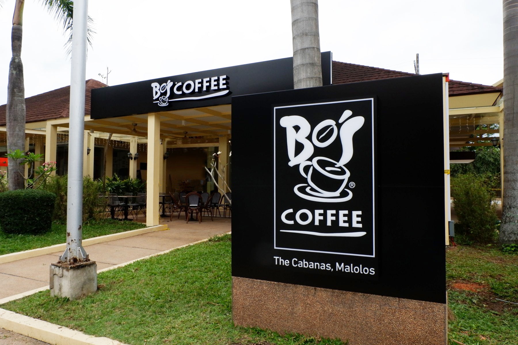 Bo's Coffee Malolos Bulacan Front Store