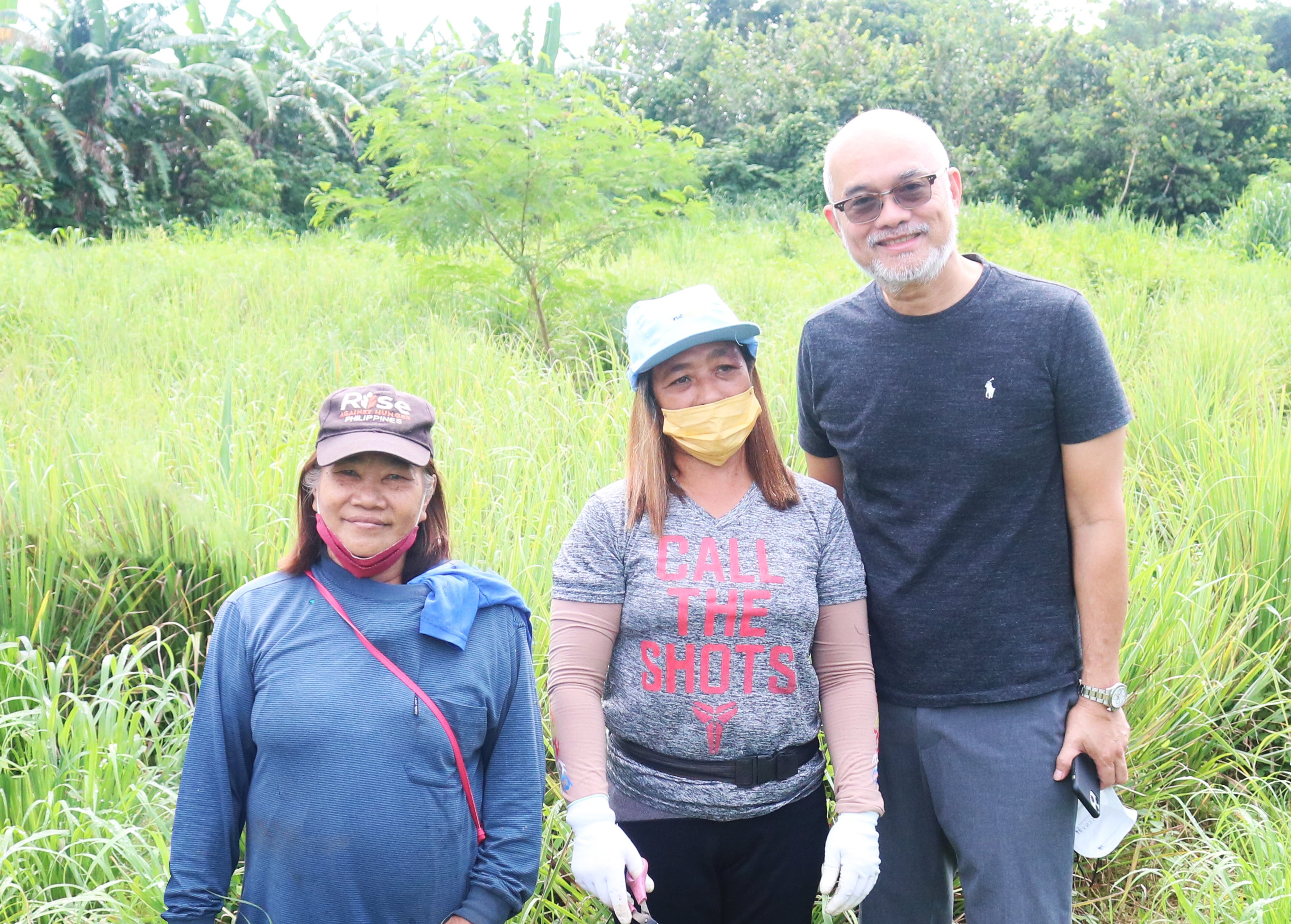 From Left: IKAC Farmers with Mr. Steve Benitez