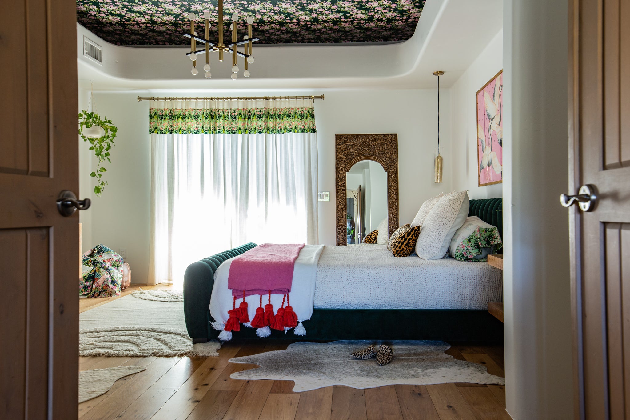 Bari J.'s Modern Maximalist Master Bedroom Makeover