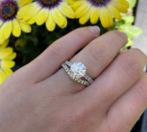 How To Pick The Right Wedding Band To Compliment Your Engagement Ring