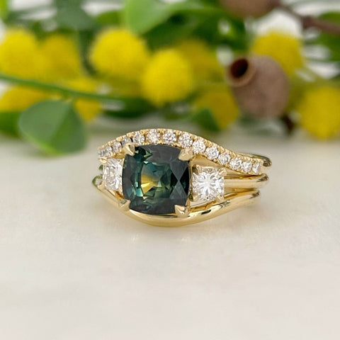 sapphire diamond gold ring