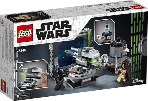 LEGO Star Wars: The Last Jedi Defense of Crait 75202 Building Kit (746  Piece)