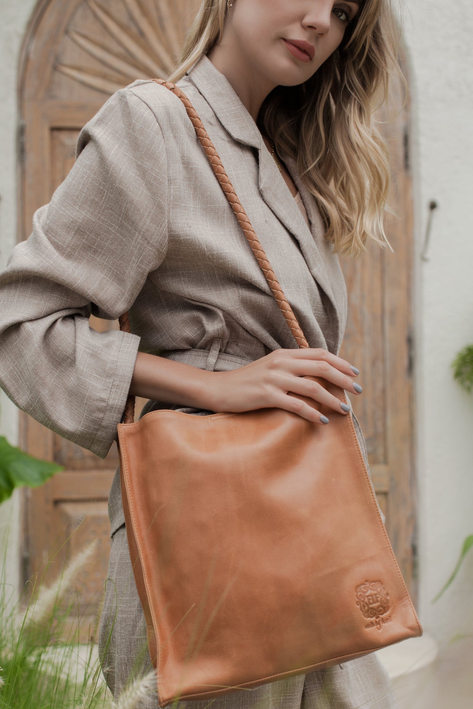 Sueno Slouchy Leather Bag