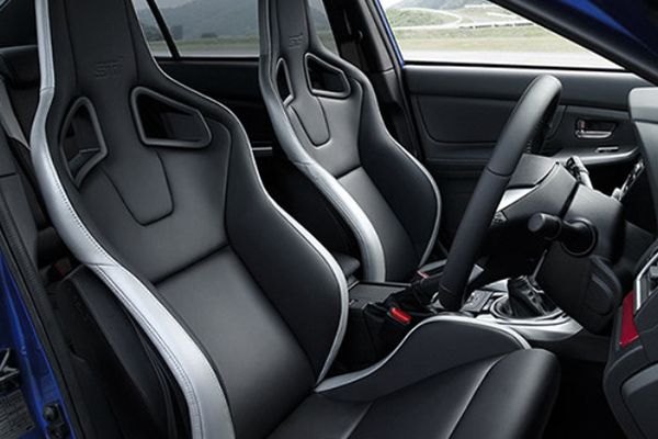 RECARO POLE POSITION ABE AUTOSITZ ECHT LEDER SCHWARZ 070.77.0422