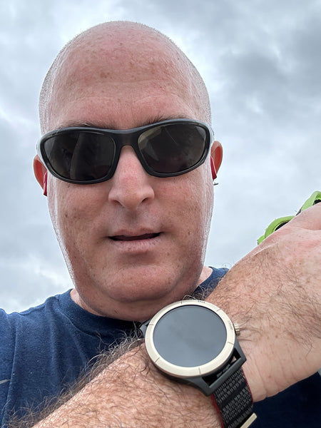 Jeramy Johnson showing off his Team Amazfit spirit with his Cheetah Pro watch