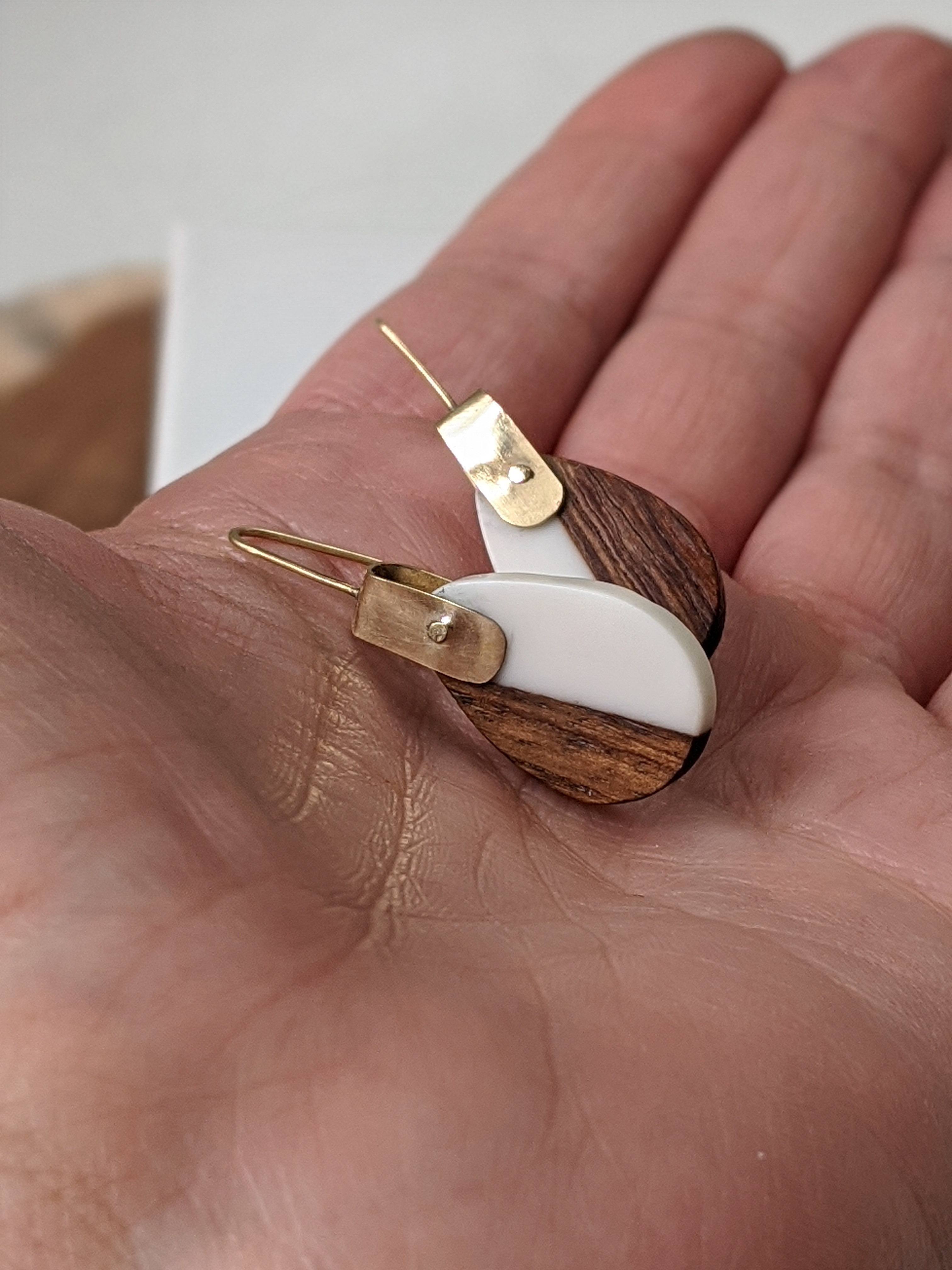 Wood and Resin Riveted Earrings - Blush