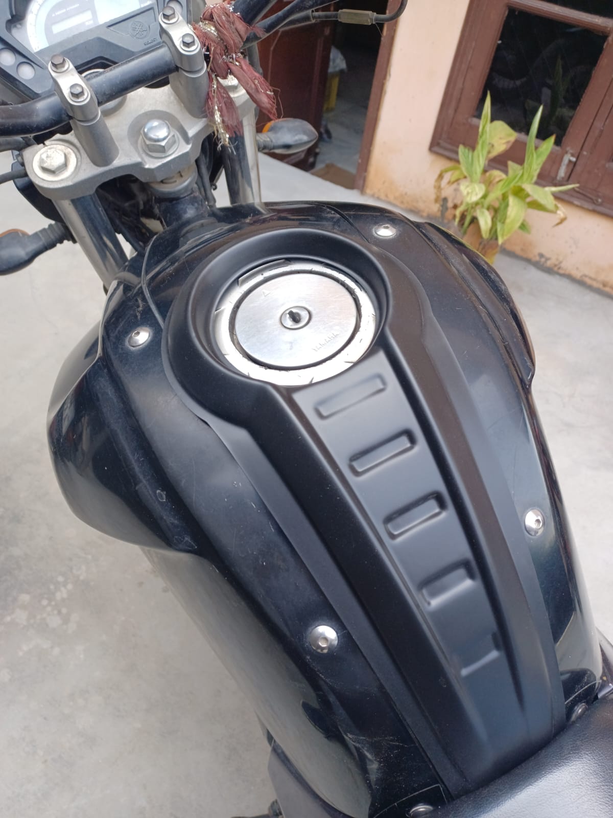 yamaha fzs extra accessories