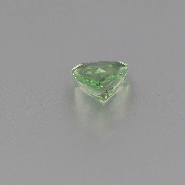 Load image into Gallery viewer, Natural Grossular Garnet 4.59 Carats
