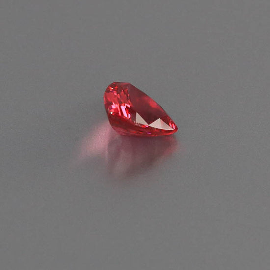 Load image into Gallery viewer, Natural Unheated Mahenge Spinel 2.53 Carats with GIA Report
