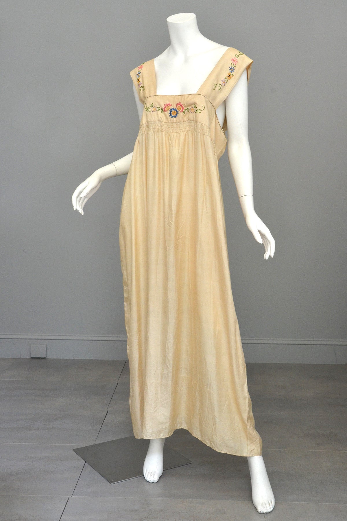 silk 1920s dress