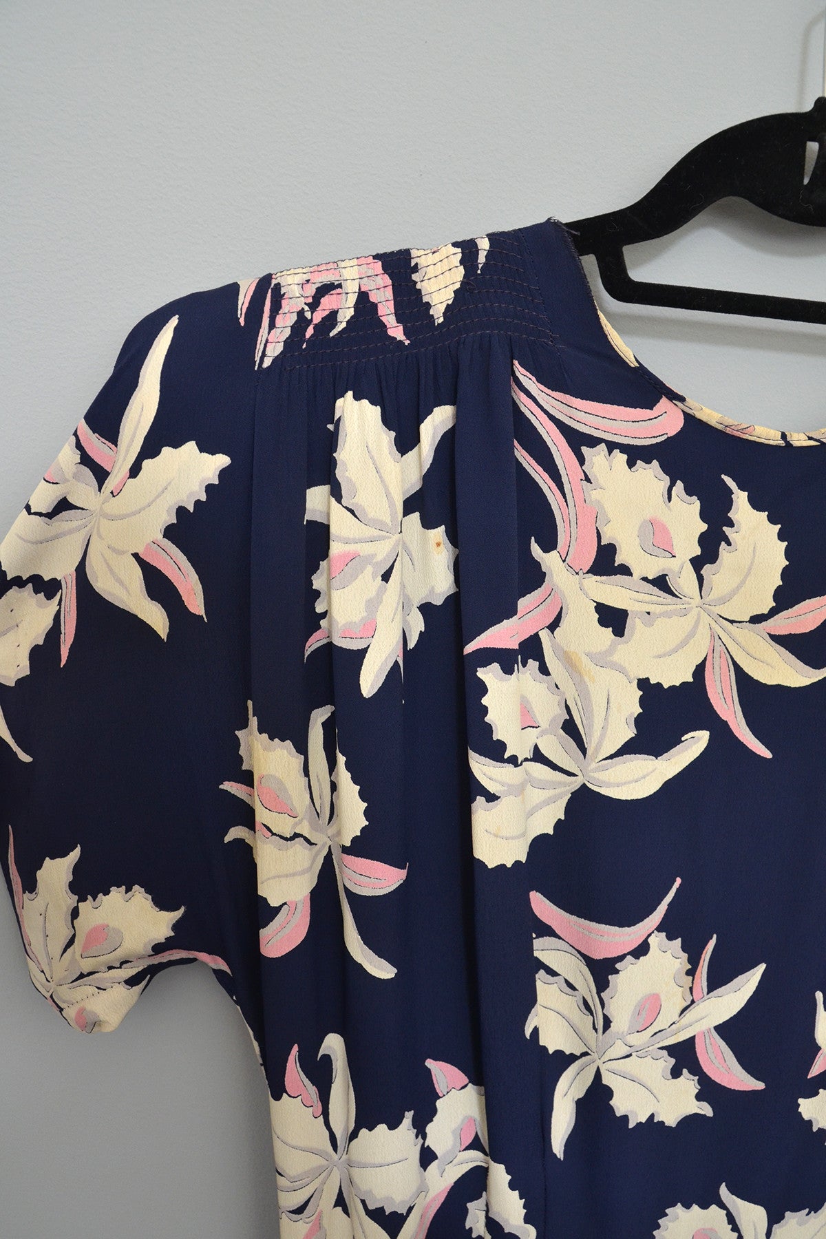 1940s Navy Blue Orchid Print Dress As-Is | VintageVirtuosa