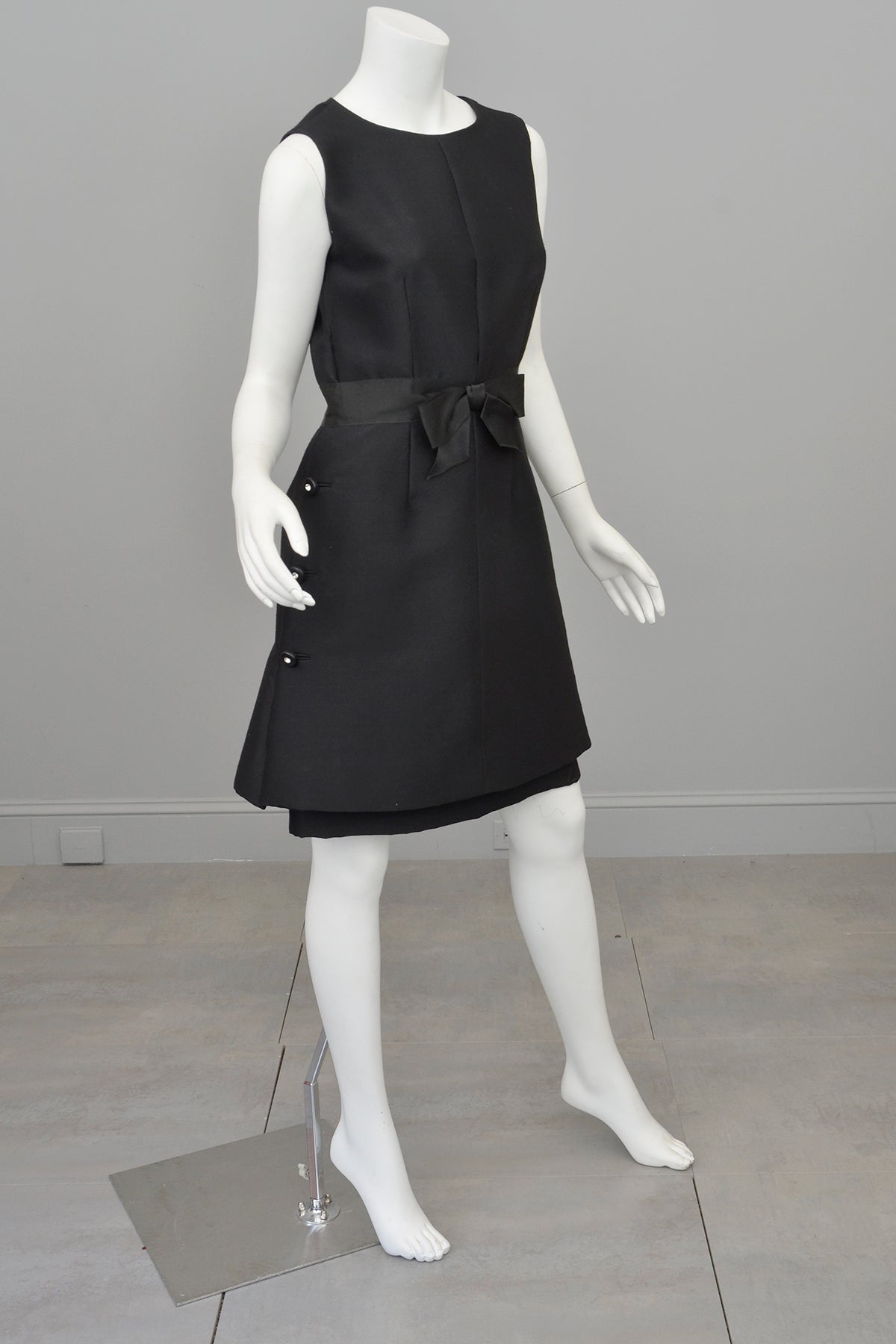 1960s black dress