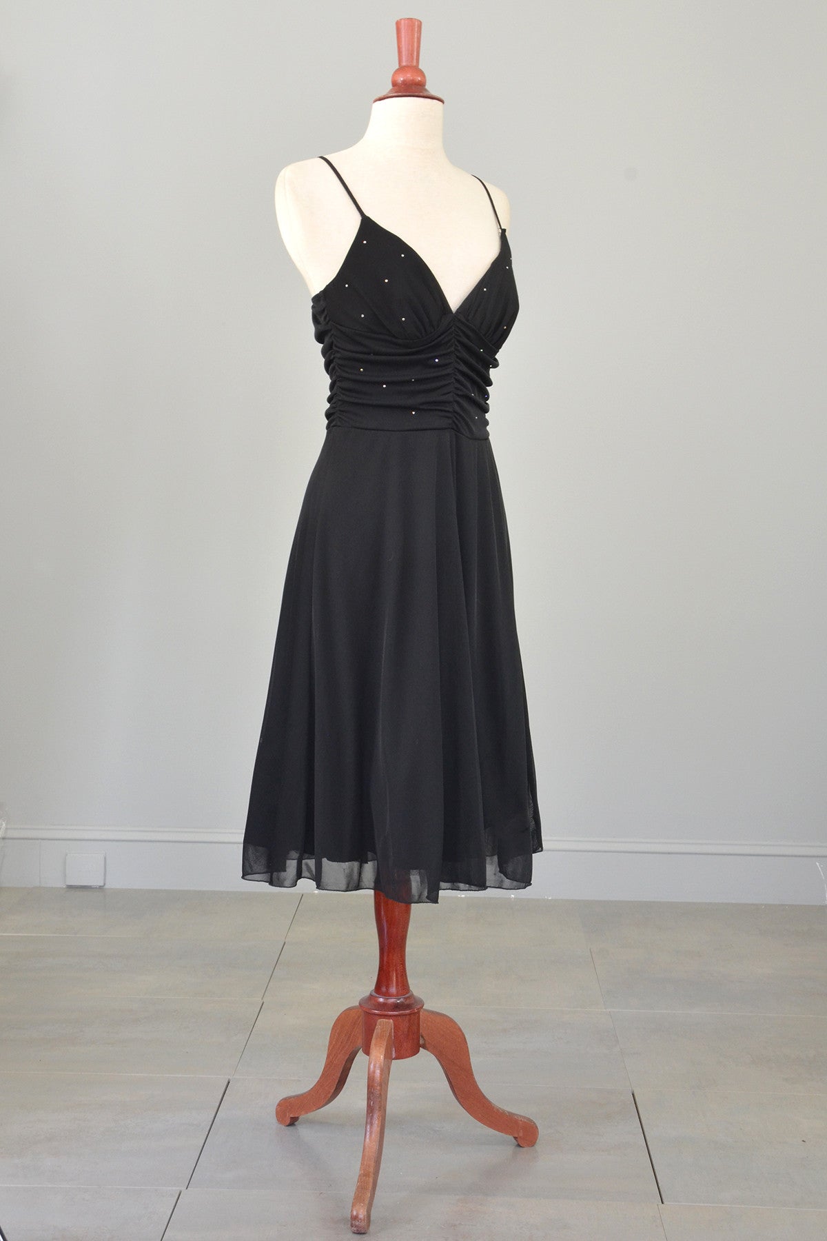 70s 80s Black Rhinestone Bodice Cocktail Party Dress | VintageVirtuosa
