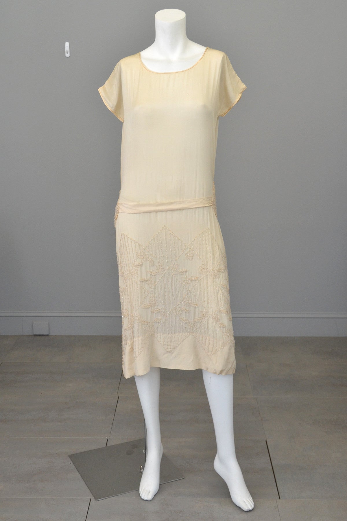 1920s sheath dress