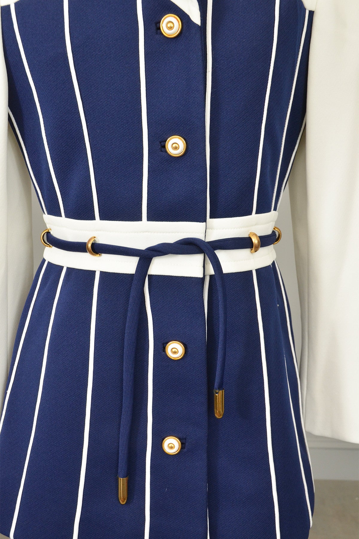 Vintage Lilli Ann Navy Blue and White Nautical Mini Coat | VintageVirtuosa