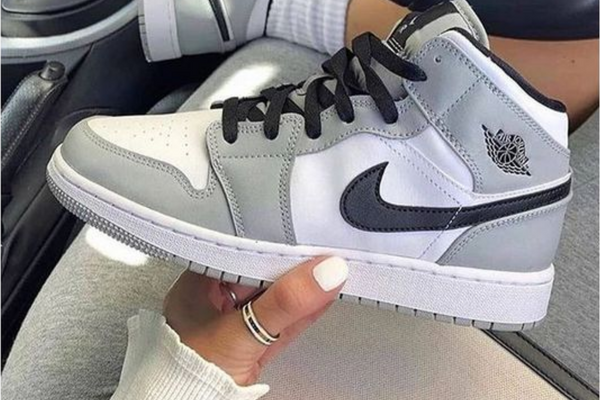 Comment taille les Air Jordan 1 ? | SAMPLE Cannes