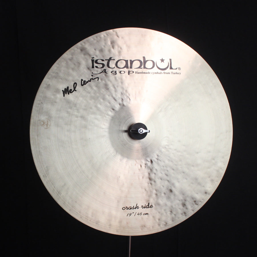 Istanbul Agop 19