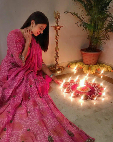 Couple celebrating diwali hi-res stock photography and images - Alamy