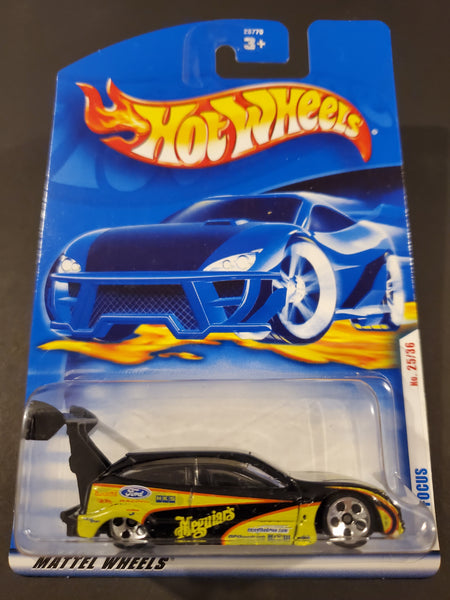 hot wheels ford focus 2001