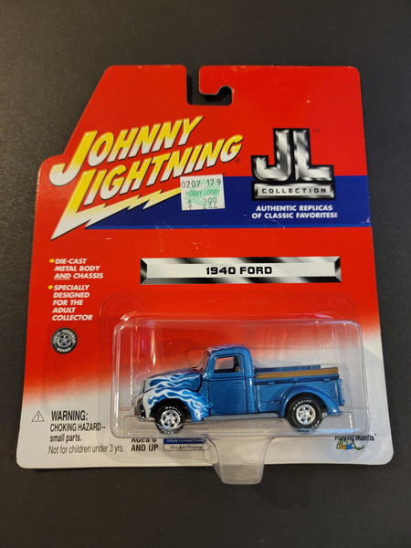 Johnny Lightning - 1940 Ford - 2001 JL Collection Series