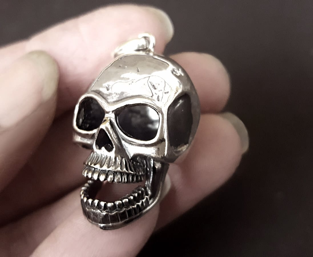 Mens Skull Necklace 2400x ?v=1604830113